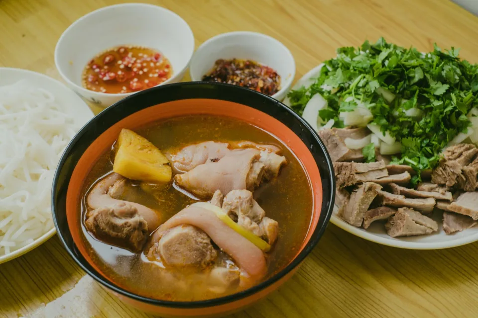 Đầu bếp tại nhà hàng